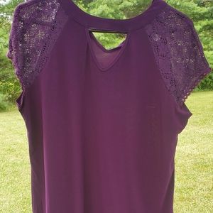 Women's Top